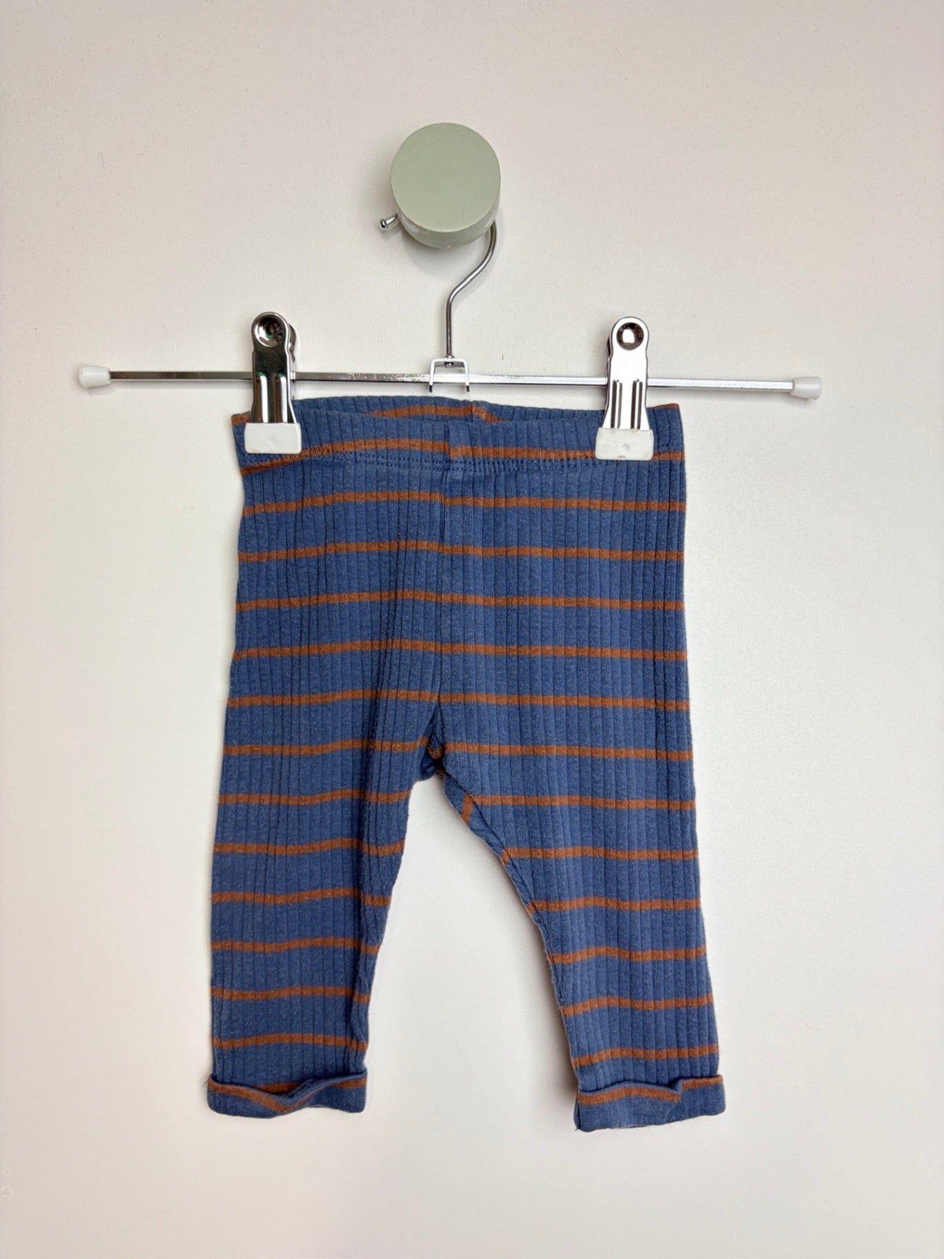 SET BODY & HOSE • 62 • NAME IT