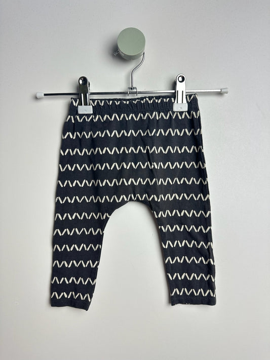 LEGGINGS ZICKZACK • 74 • NEXT