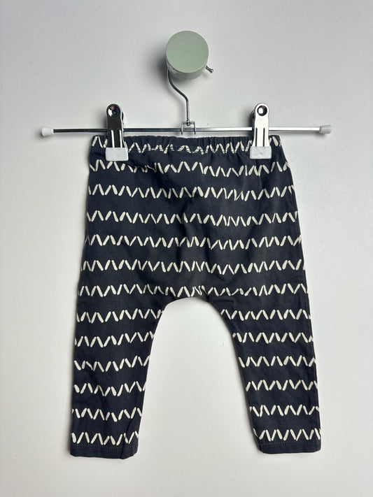 LEGGINGS ZICKZACK • 74 • NEXT