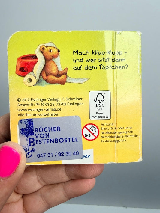 PAPPBUCH • WELCHER PO PASST AUF DIESES KLO? • ESSLINGER