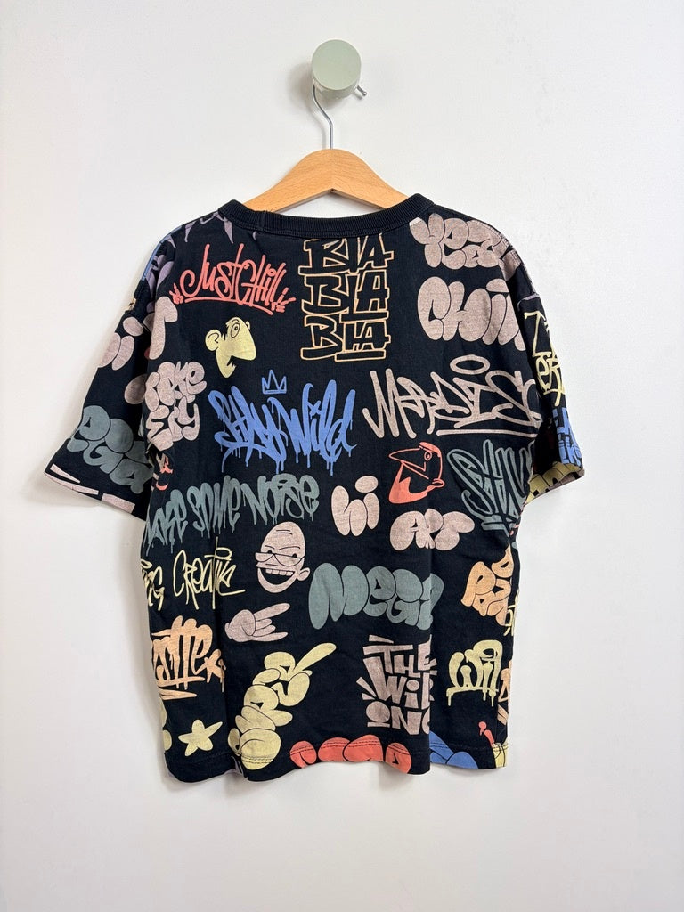 T-SHIRT GRAFFITI • 134 • RESERVED