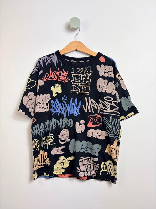 T-SHIRT GRAFFITI • 134 • RESERVED