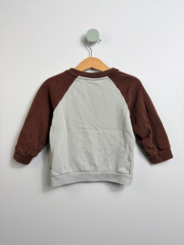SWEATSHIRT • 80 • LOUD + PROUD