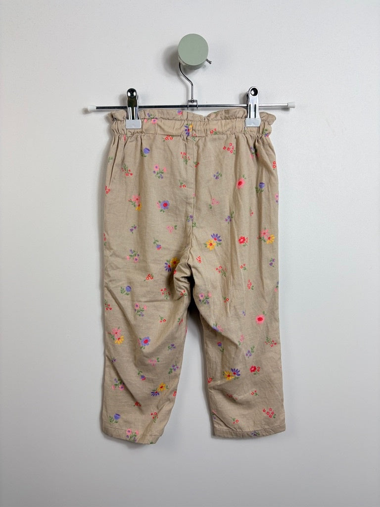 BLÜMCHEN HOSE LEICHT GEFÜTTERT • 86 • H&M