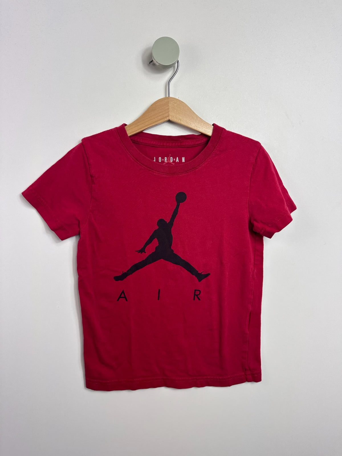 T-SHIRT • 104 • JORDAN