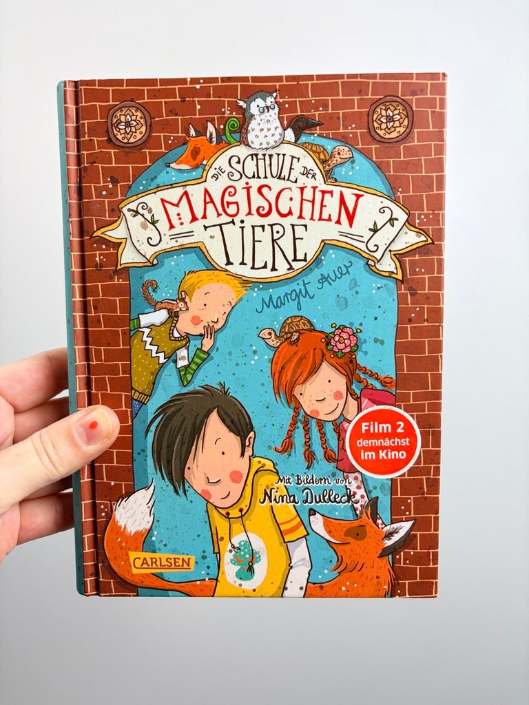 BUCH • DIE SCHULE DER MAGISCHEN TIERE  • CARLSEN