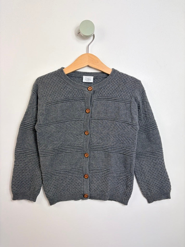 BAUMWOLL STRICKJACKE • 92 • HUST & CLAIRE