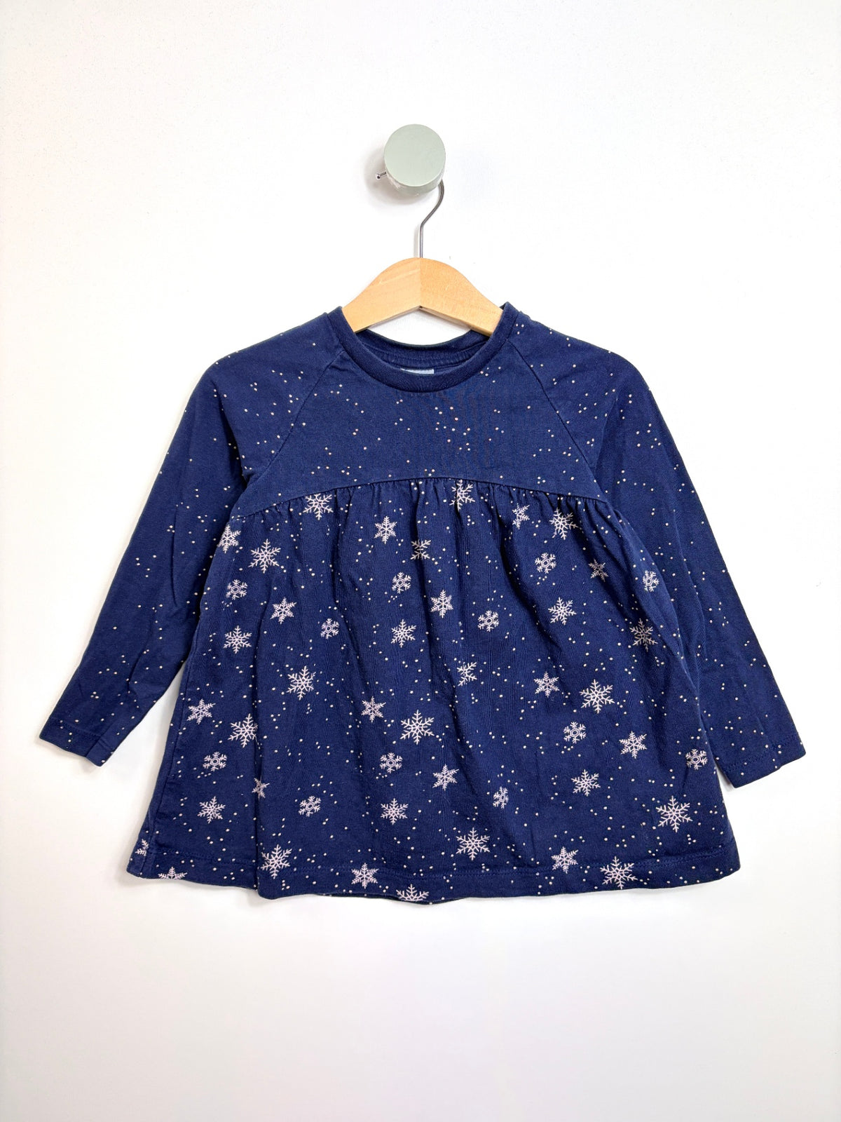 LANGARMSHIRT MIT SCHNEEFLOCKEN • 92 • ALANA