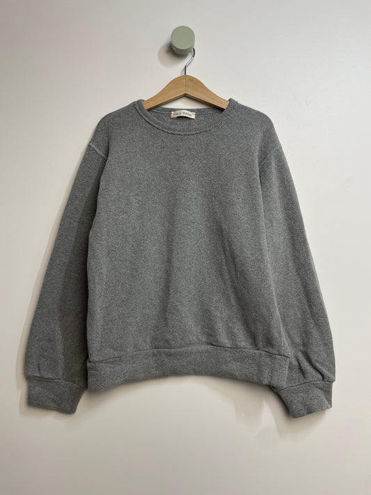 Sweatshirt • 134 • zhoe & tobiah