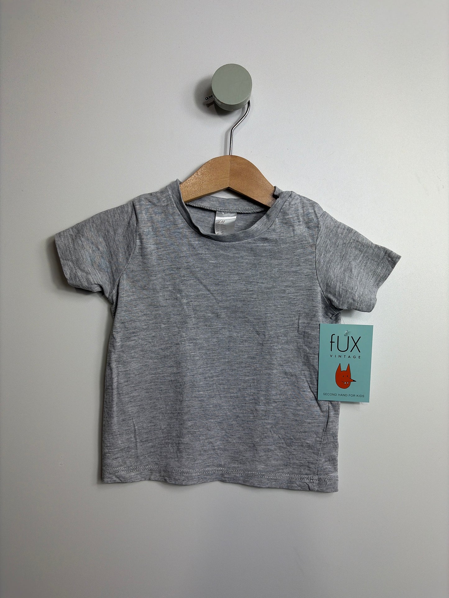 T-SHIRT • 68 • H&M