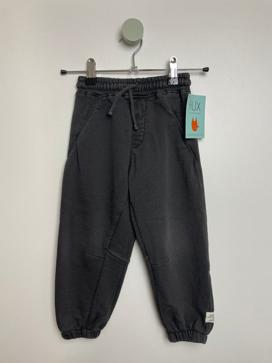 Jogginghose • 98 • zara