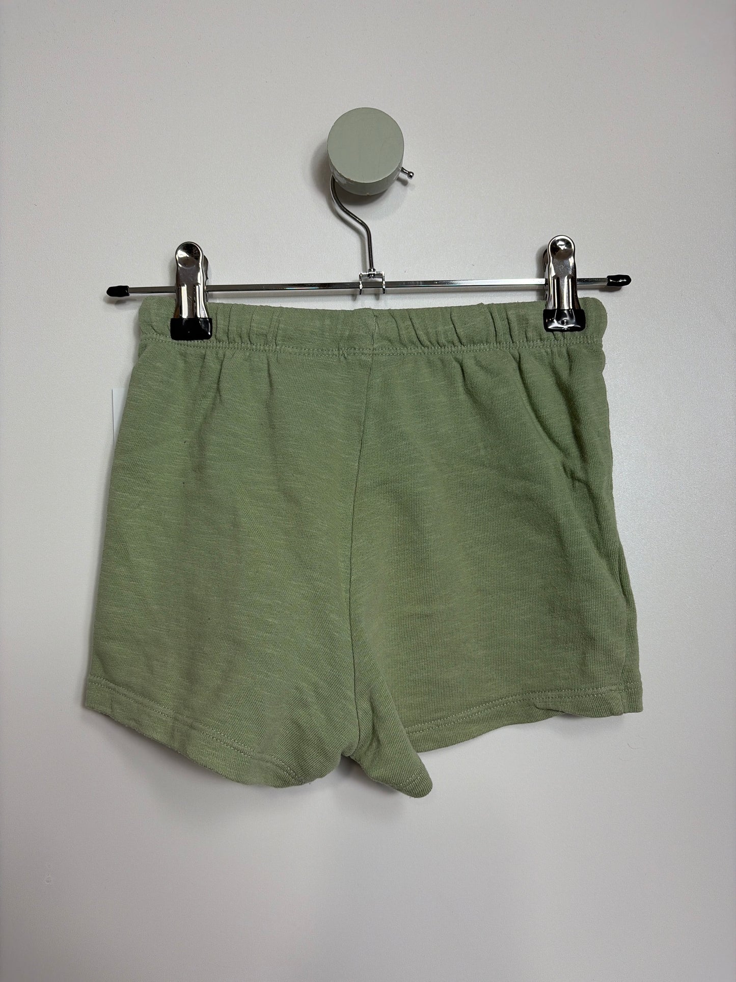 SWEATSHORTS • 104 • H&M