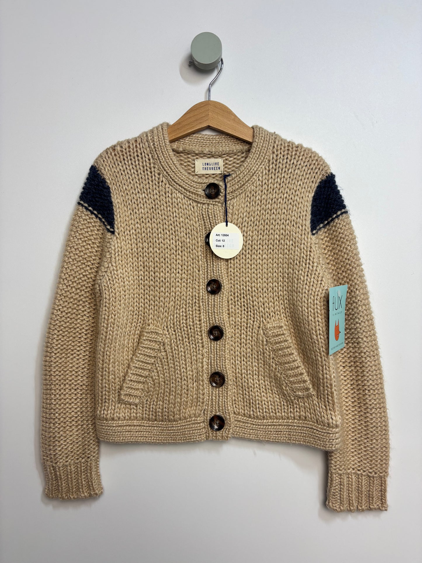 Strickjacke • 122 • long live the queen