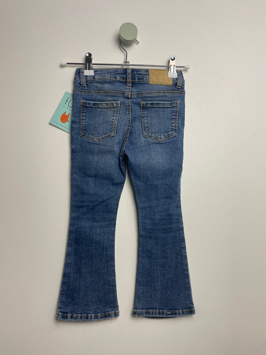 Flare-Jeans • 104 • zara