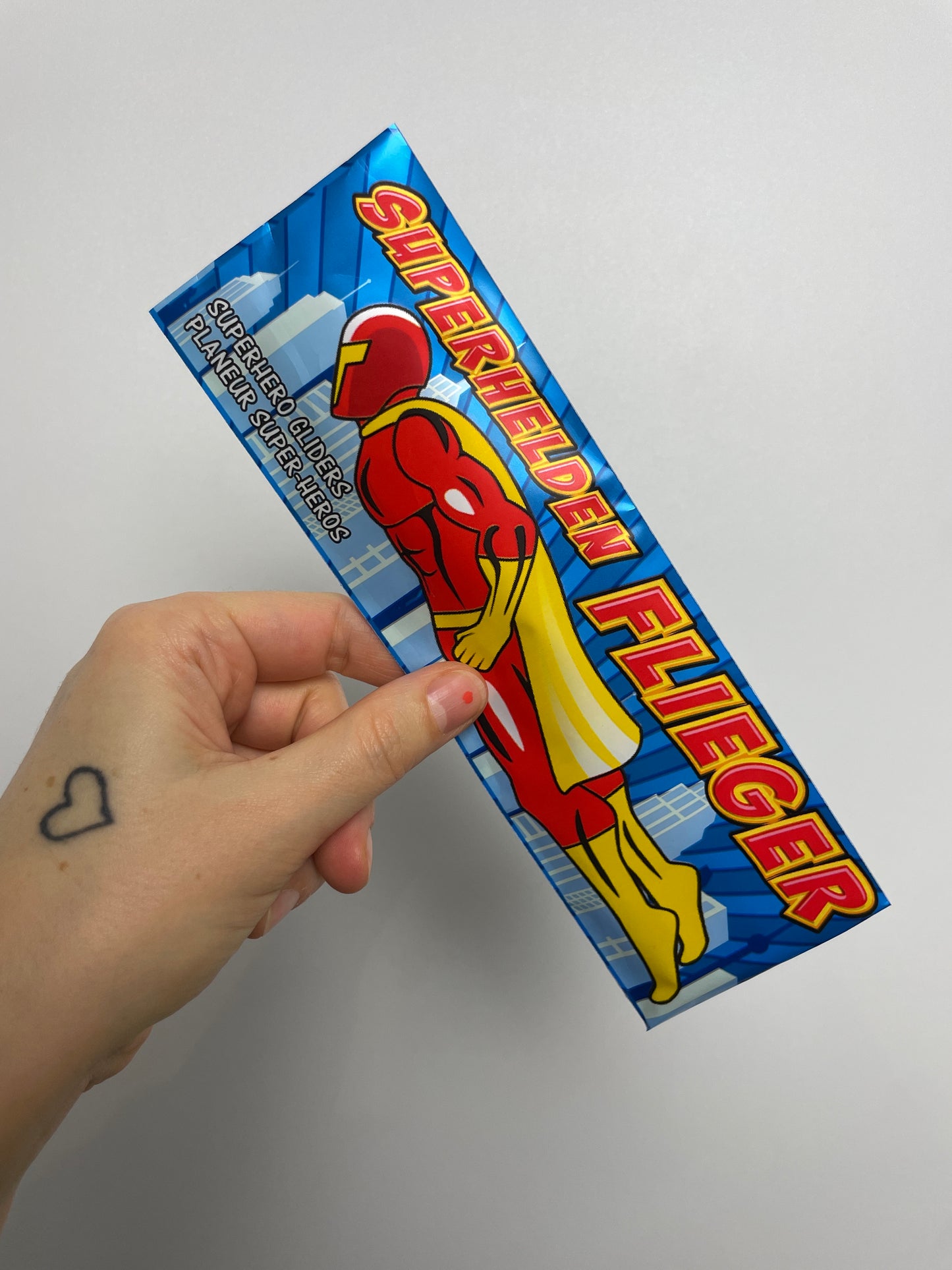 SUPERHELDEN STYROPORFLIEGER