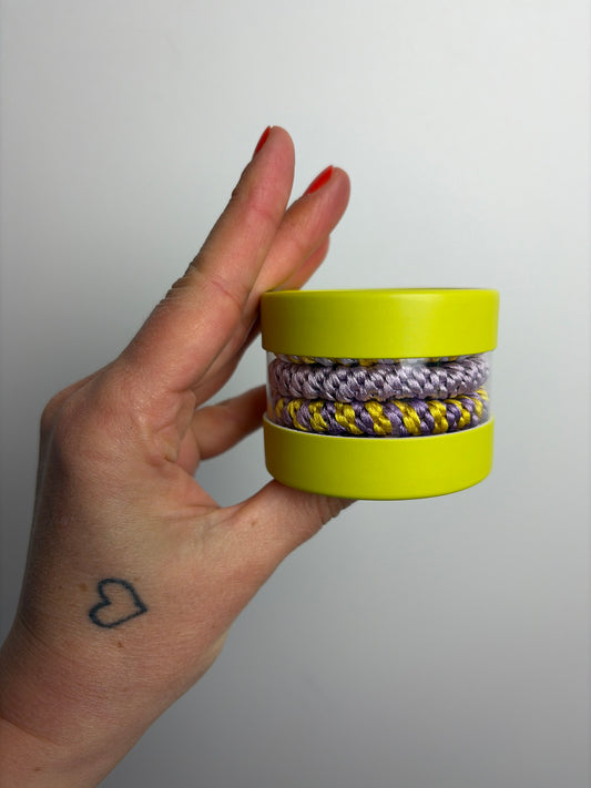 HAARGUMMI 4ER SET IN GESCHENKBOX • GELB FLIEDER