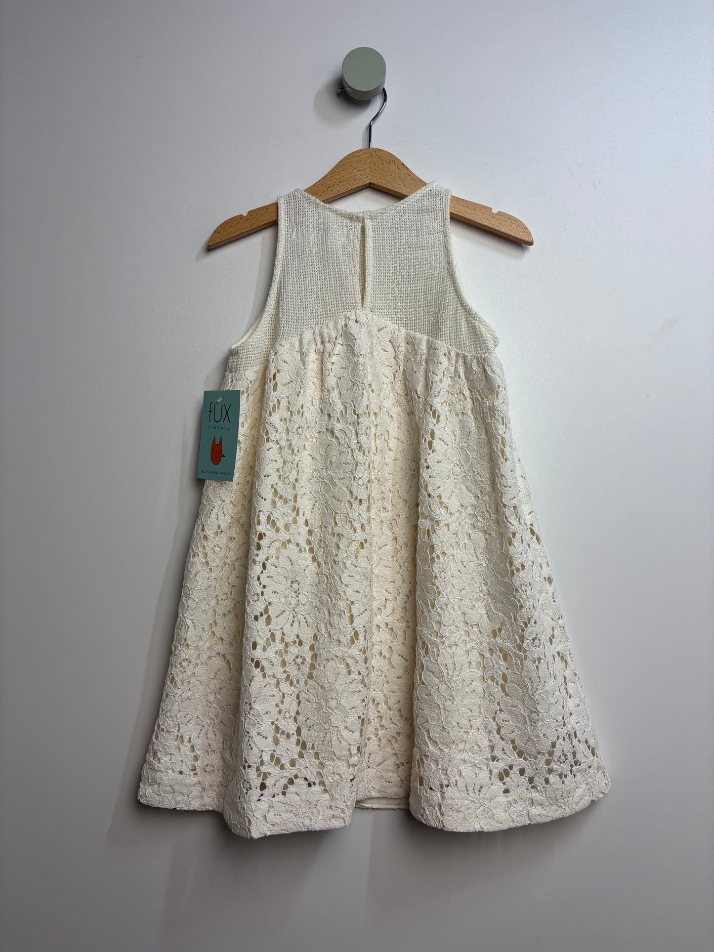Spitzenkleid • 116 • zara