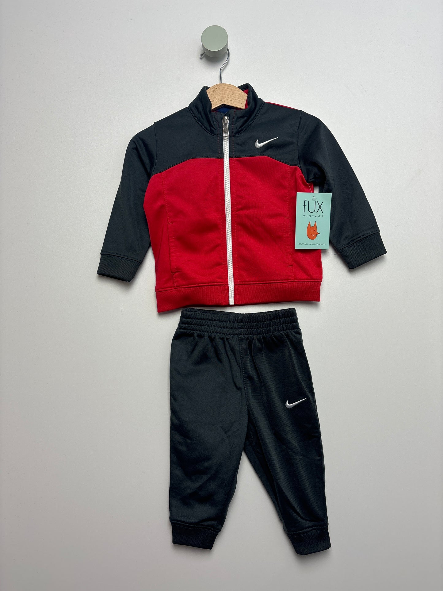 Trainingsanzug • 68 • nike