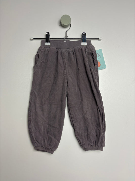 Cordhose gefüttert • 86 • c&a