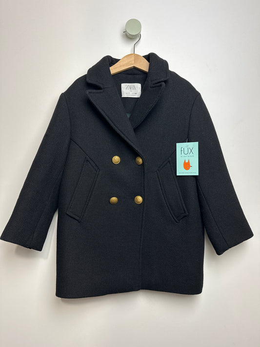 Mantel mit Goldknöpfen • 122 • zara