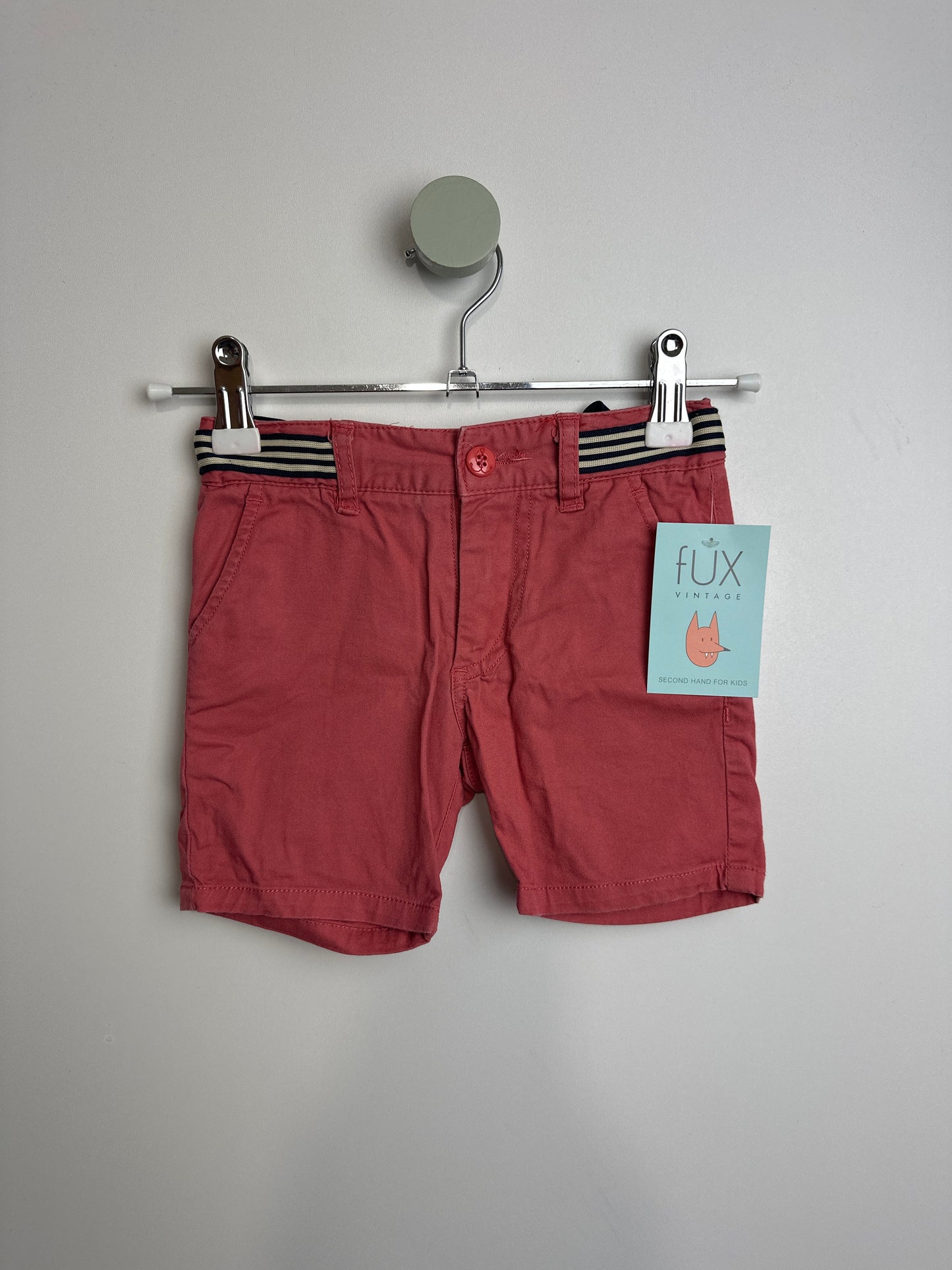 SHORTS • 80 • MANAI