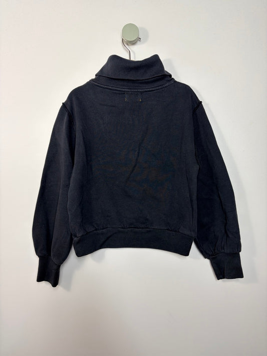 TROYER SWEATSHIRT • 122 • LONG LIVE THE QUEEN