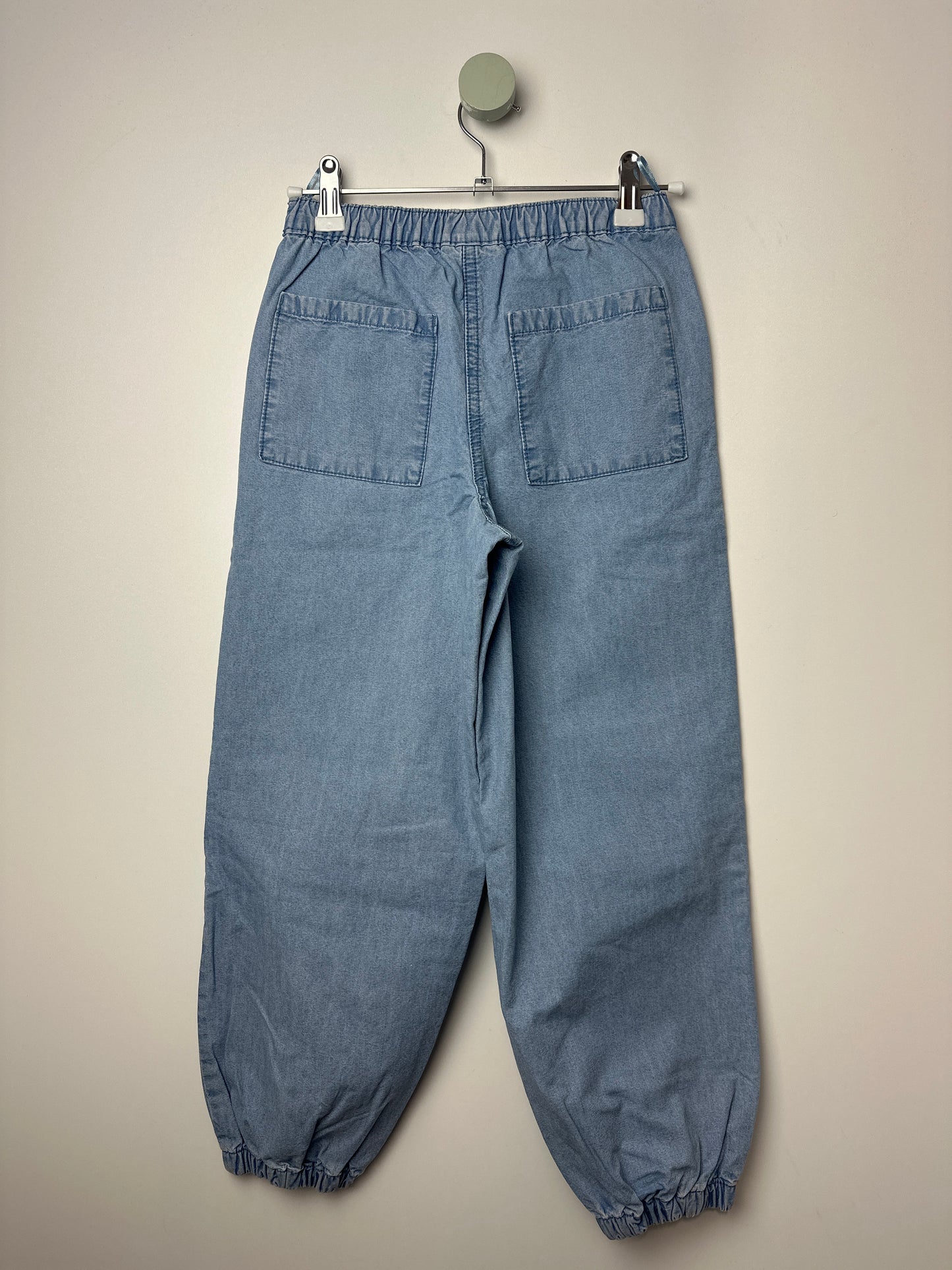 JEANS • 134 • C&A