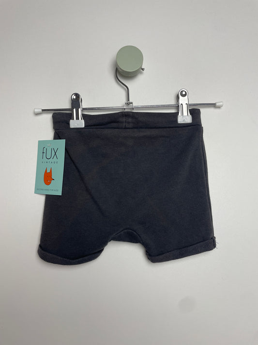 Sweat Shorts • 74