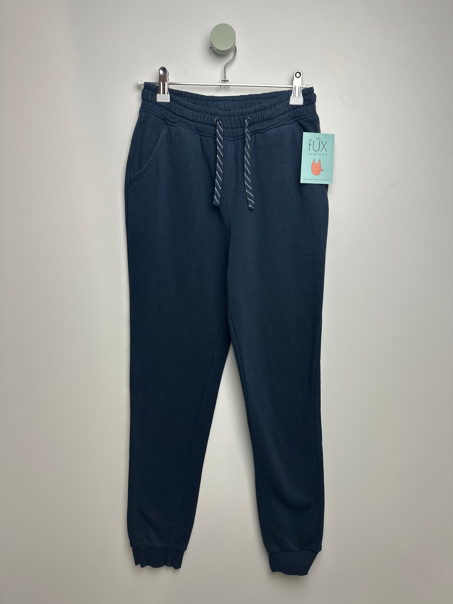 Jogginghose • 146 • yigga