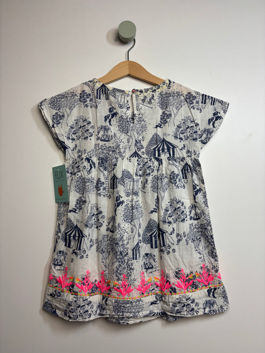 Tunika • 122 • white stuff