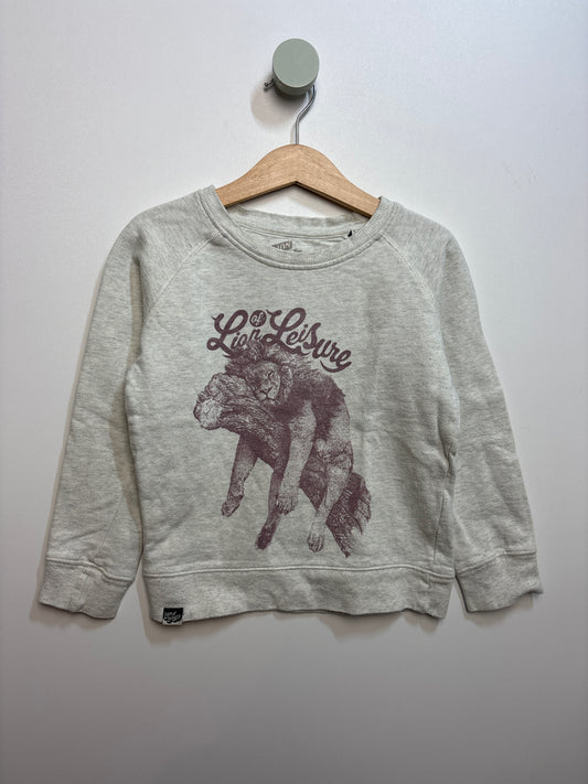 Sweatshirt • 110 • lion of leisure