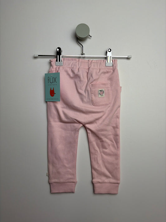 HOSE • 68 • STACCATO