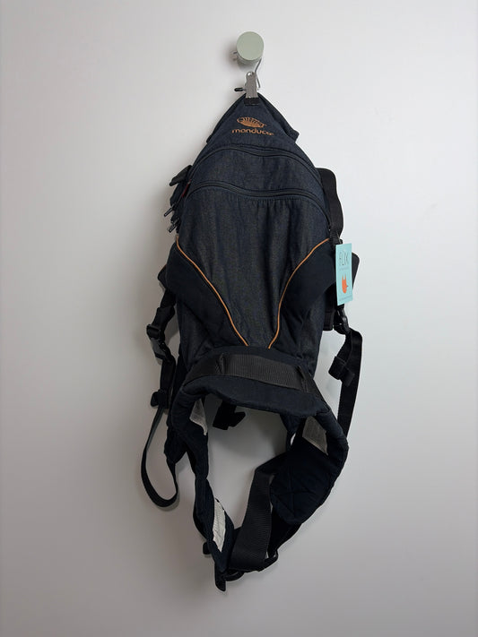 BABYTRAGE • XT • MANDUCA