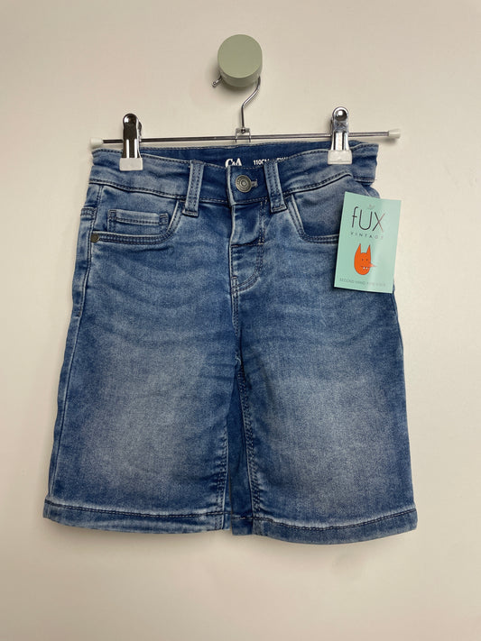 Jeans Shorts• 110 • c&a