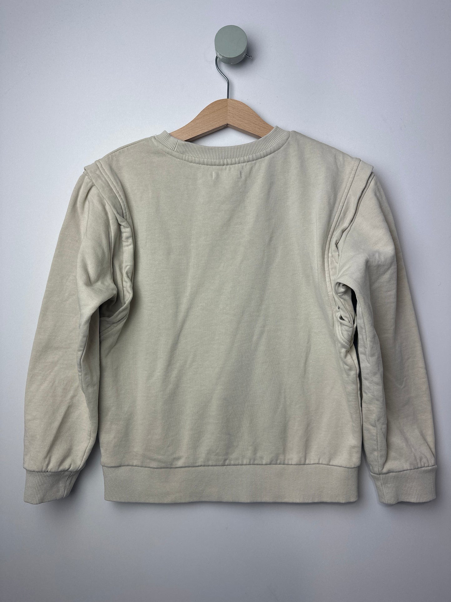 SWEATSHIRT • 128 • STORYTELLING