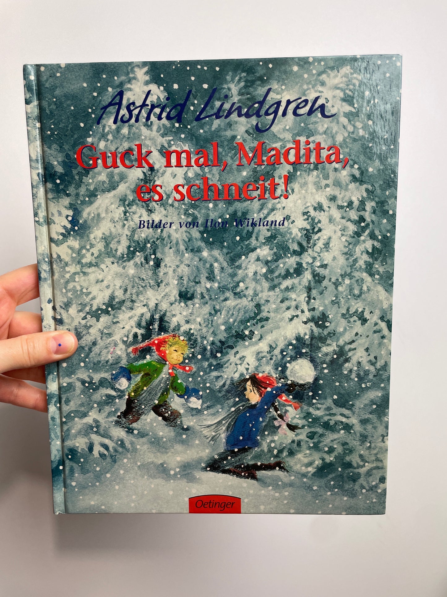 Guck mal, Madita, es schneit! • Astrid Lindgren • oetinger