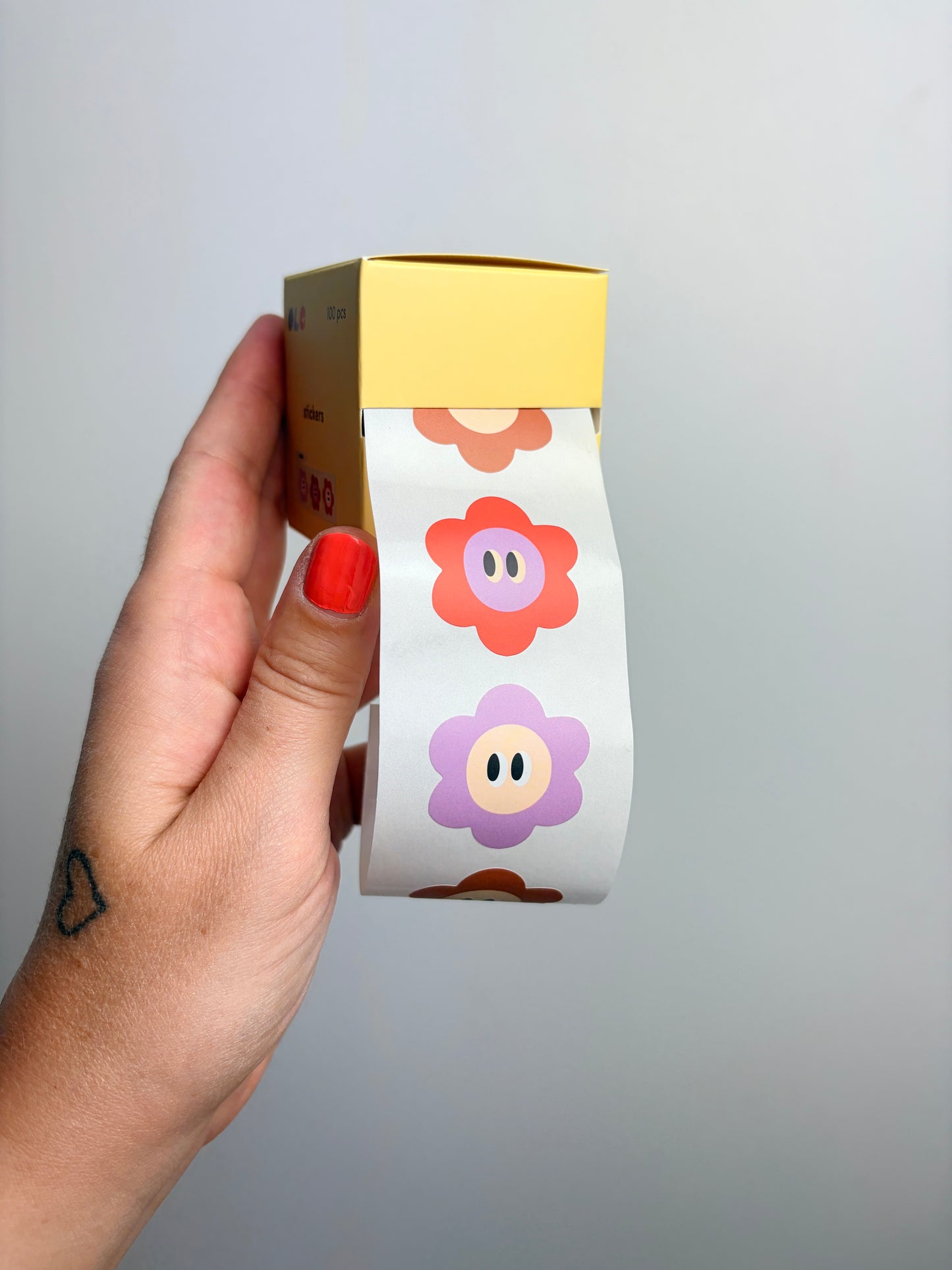 STICKERROLLE FLOWERS  • 100 STÜCK