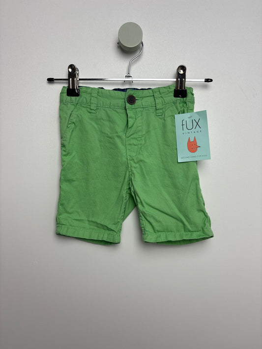 Chino Shorts • 86 • h&m