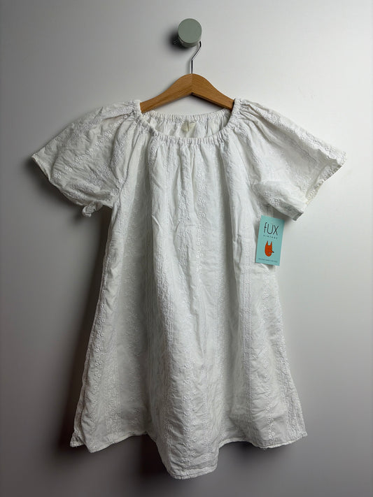 KLEID SPITZE • 122 • ARKET
