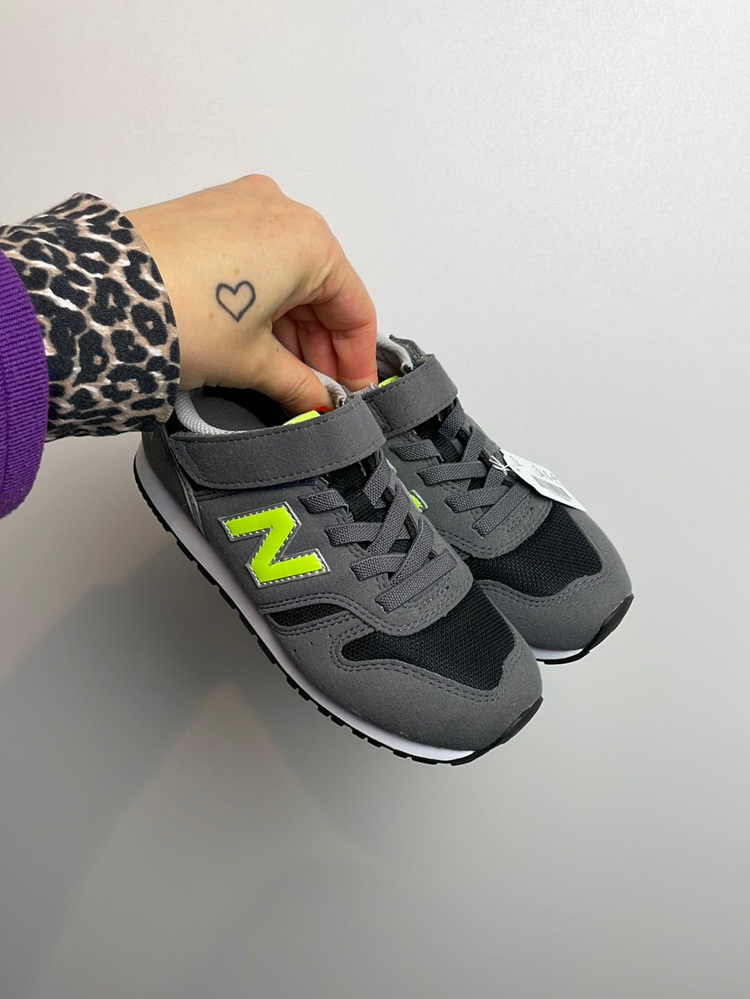 Sneaker - Schuh 32 - new balance