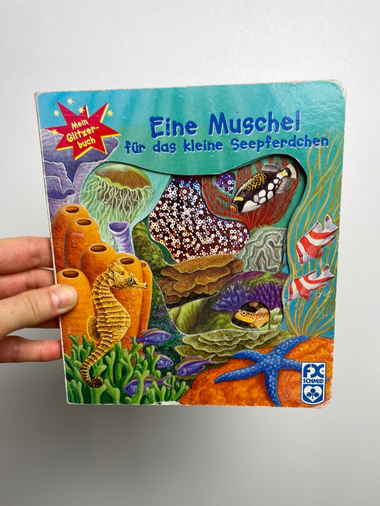 Eine Muschel für das kleine Seepferdchen