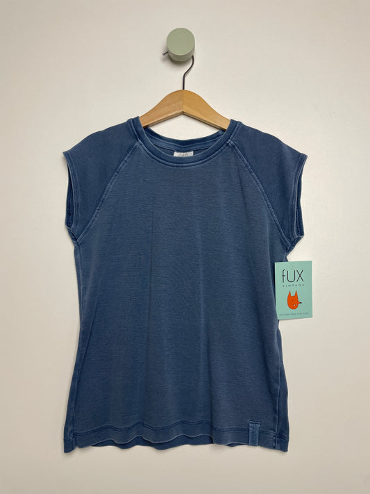 T-Shirt • 146 • zara