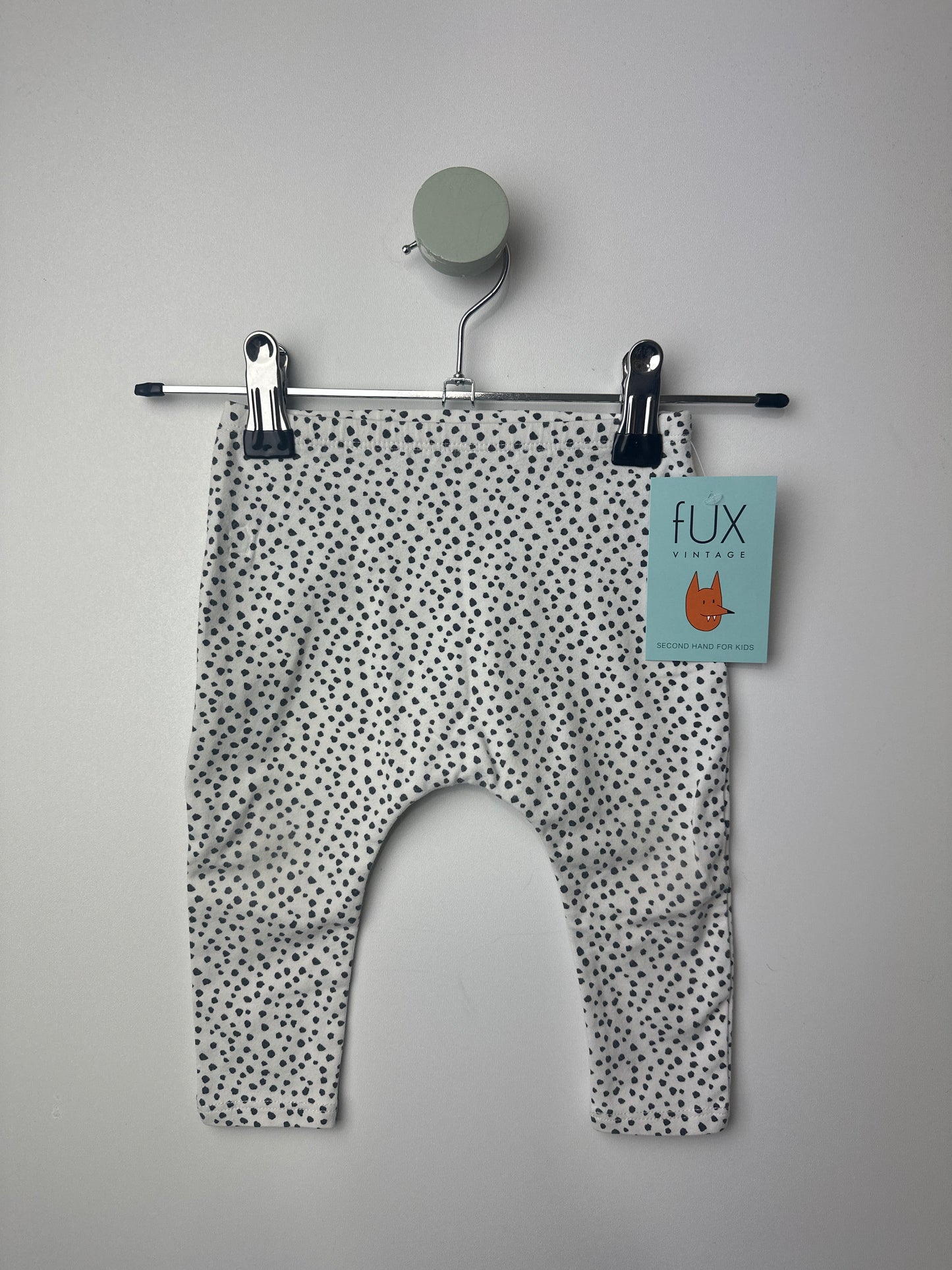 LEGGINGS PUNKTE • 68 • NEXT