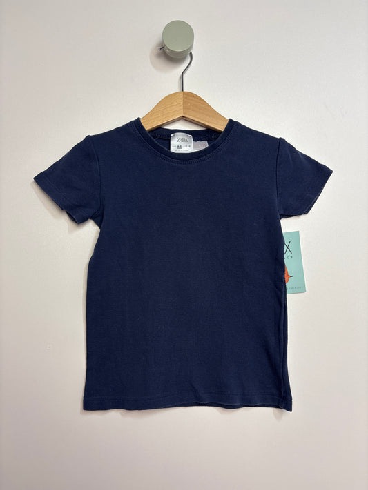 T-Shirt • 104 • zara