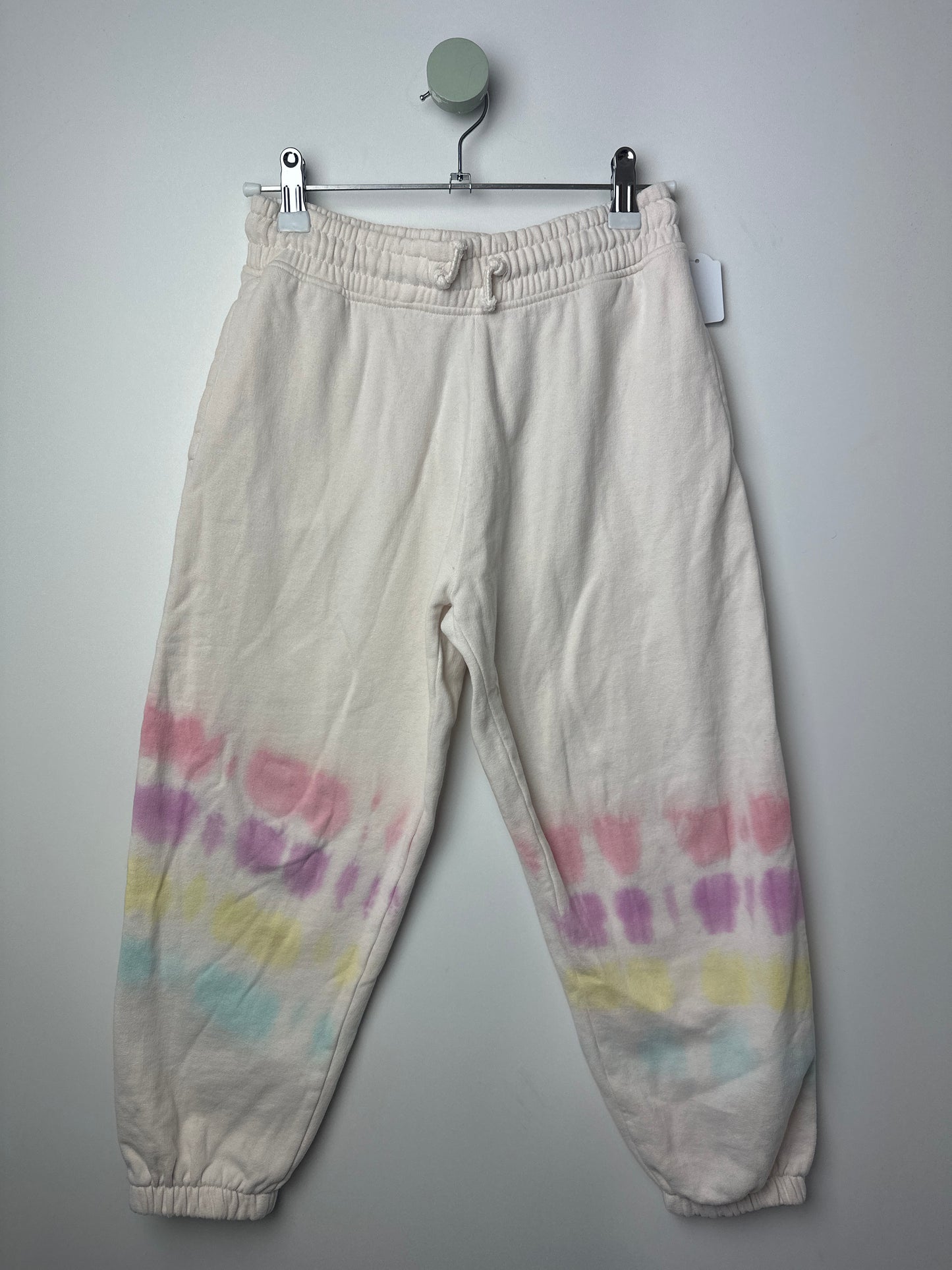 JOGGINGANZUG BATIK • 122 • NEXT