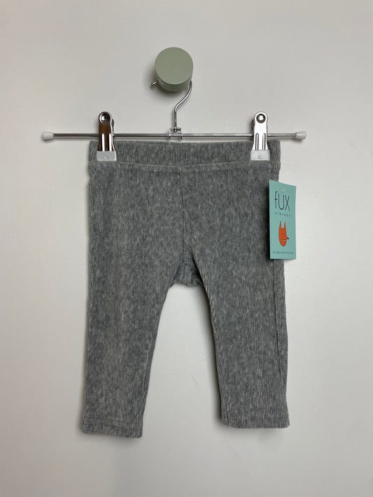Nicki Hose • 62 • zara