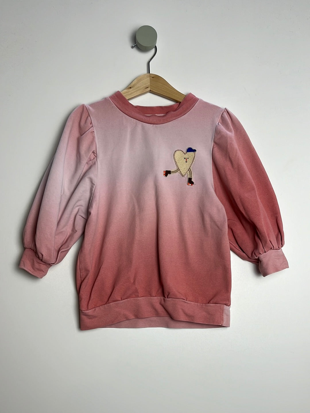 Sweatshirt - 122 - handmade