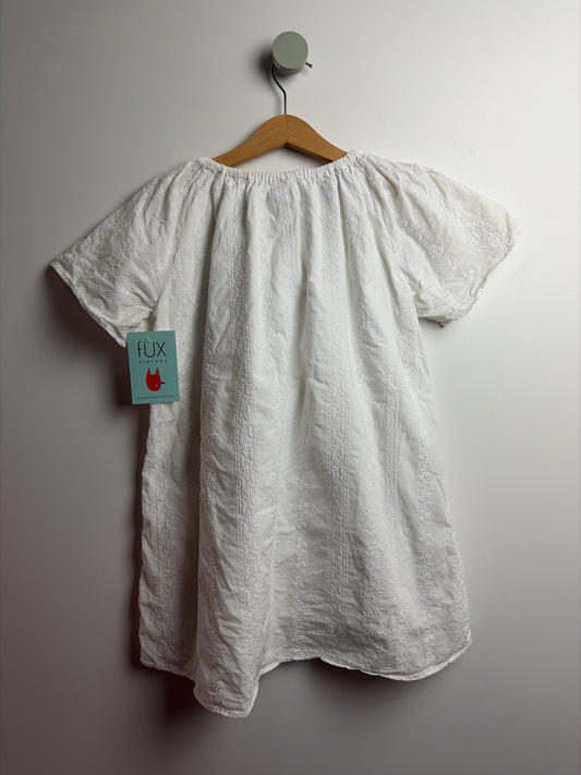KLEID SPITZE • 122 • ARKET