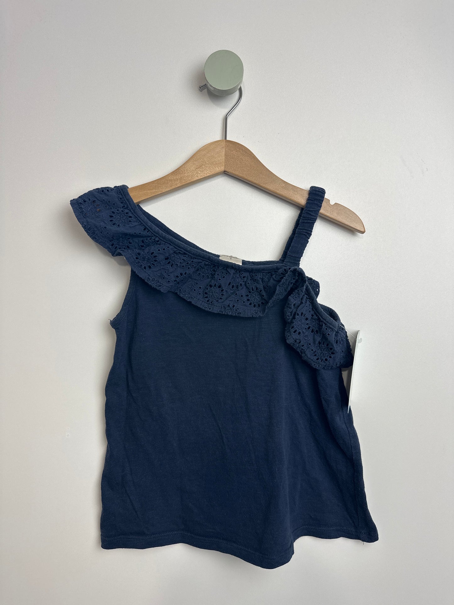 TOP SPITZENRÜSCHEN • 122 • C&A