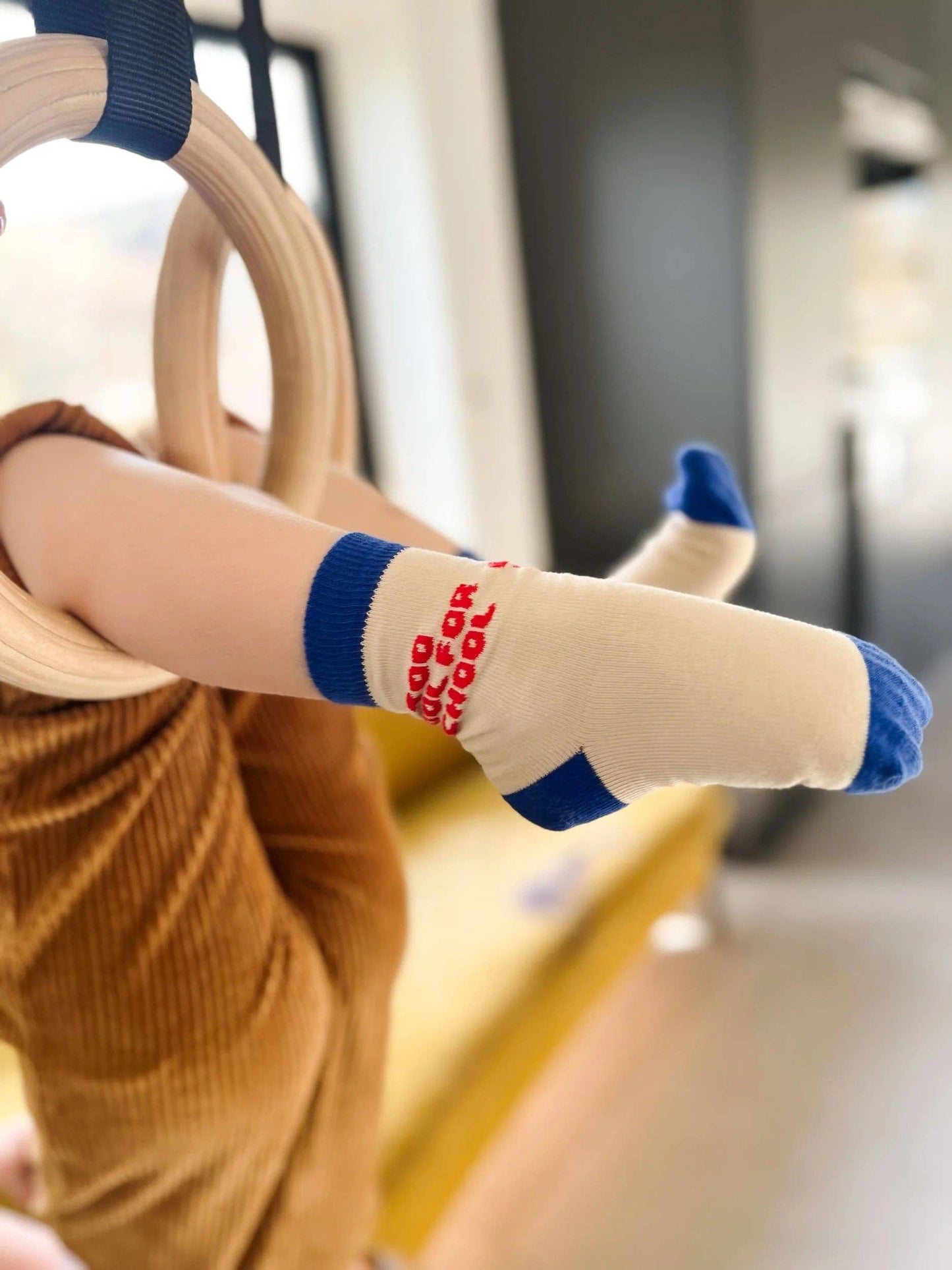 SOCKEN • TOO COOL FOR SCHOOL